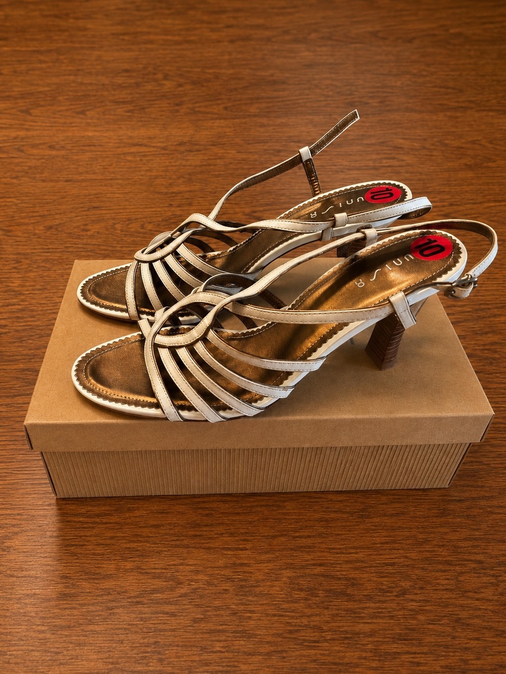 NWT Unisa Lisbon Champagne Strappy Heels Womens 10 Bridal
